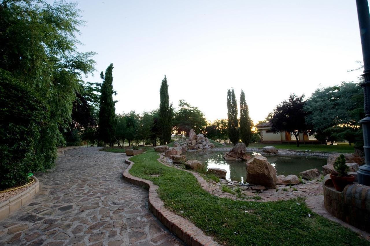 Balneario Cervantes Santa Cruz De Mudela Eksteriør bilde